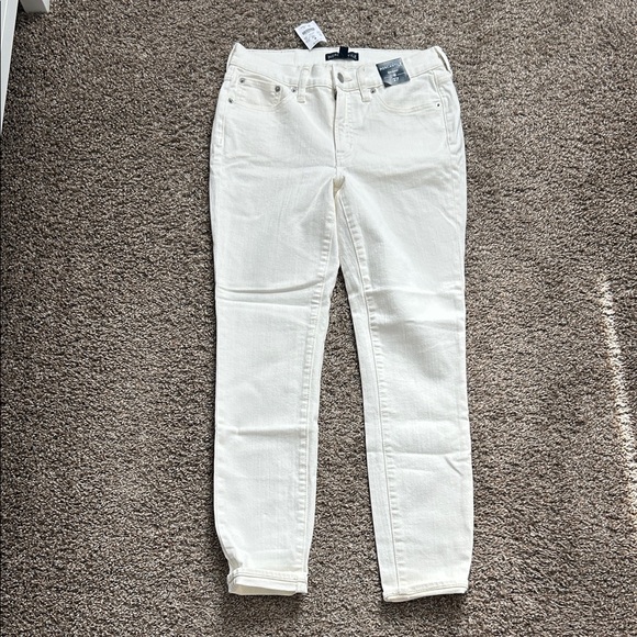 NEW J. Crew Mercantile 8” Midrise Skinny Jean in White Denim Size 27 - Picture 1 of 5